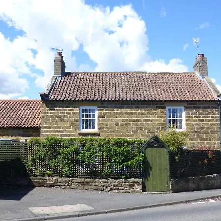 بيت للعطل 1 Church Cottages سكرابورو